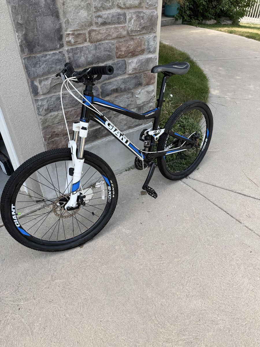 Giant Mountain Bike