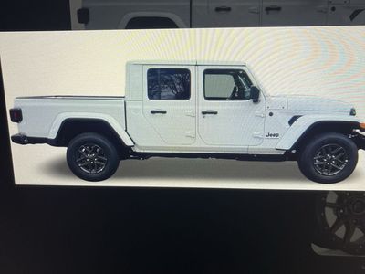 Jeep Gladiator Wheels & Tires OBO