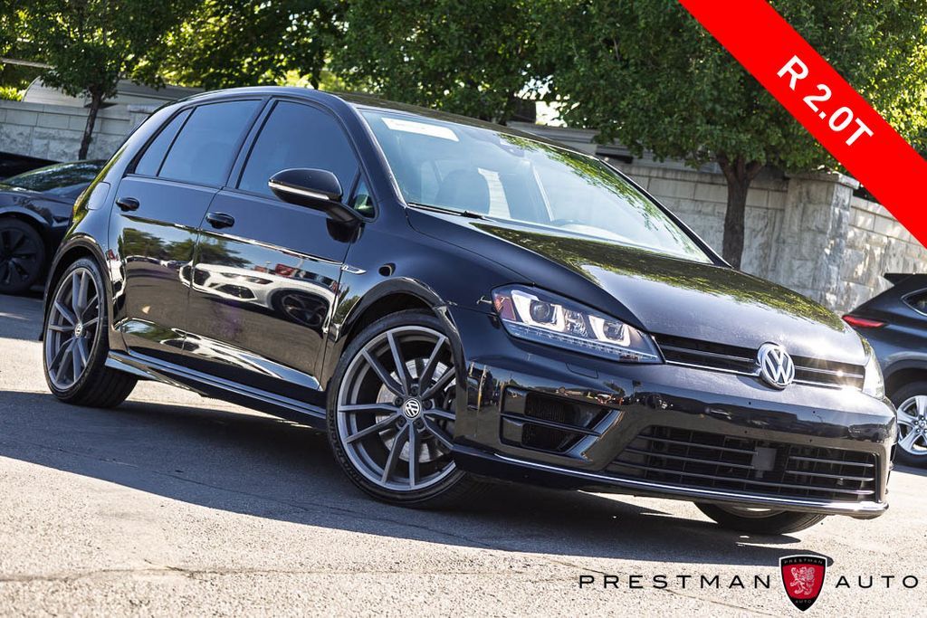 2017 Volkswagen Golf R 4Motion