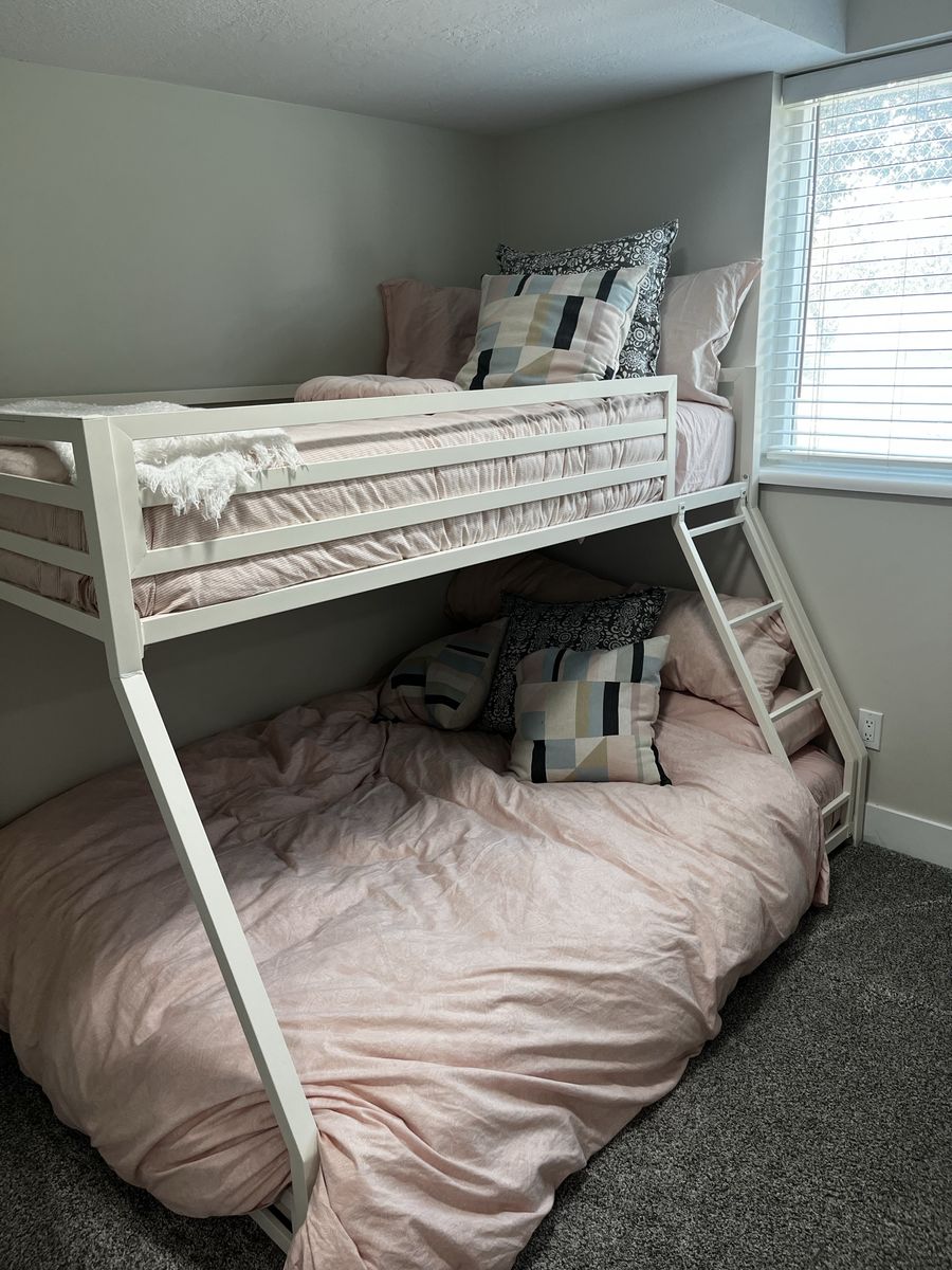 Metal bunk bed twin over full