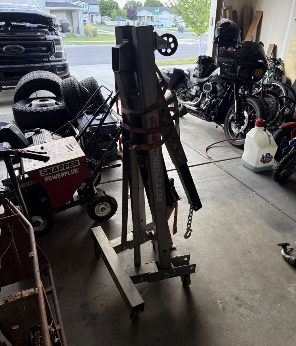 1 ton engine hoist / cherry picker