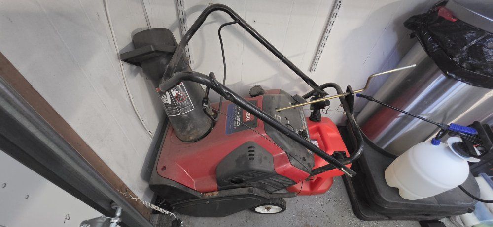 Toro CCR 3650 6.5HP snowblower