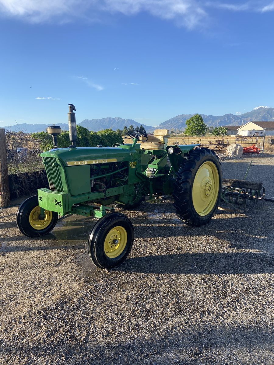 Jd 2010 tractor
