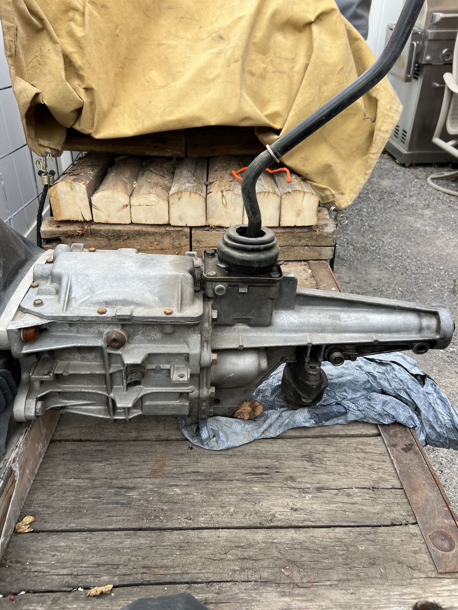 Both Warner T5 Transmission