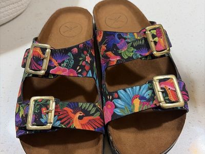 Women's Tropical Floral Slide Sandals Size 7.5