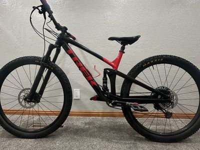 Trek Full Suspension Mountain Bike with Fox Float DPS Elite Suspension