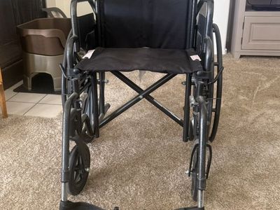 Medline Guardian K1 Wheelchair with Footrest