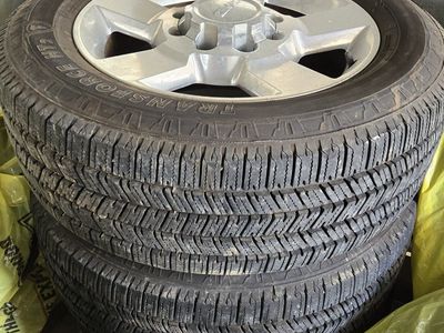 2016 GMC 2500HD Wheels and Tires