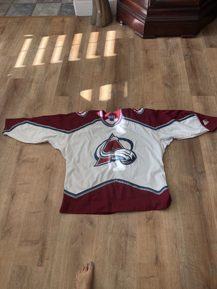 Vintage Starter Colorado Avalanche Hockey Jersey - White and Maroon