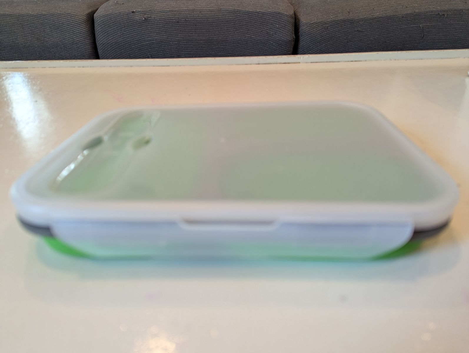 Green Collapsible Silicone Bento Box Set with 3 Compartments & Utensil