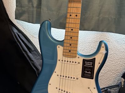 Fender Stratocaster Player Series Blue