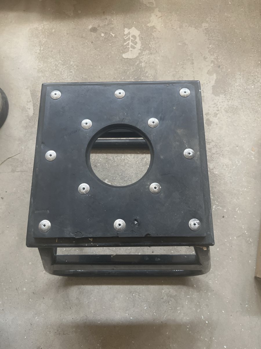 Trackside Dirt Bike Stand Black