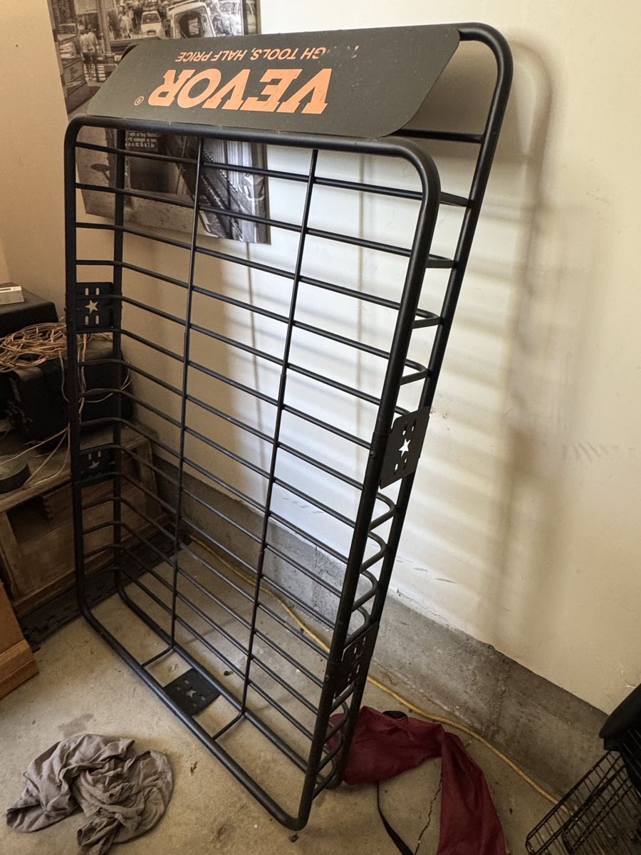 Roof rack basket