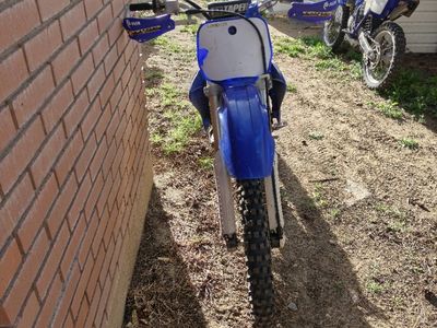 YZ400F
