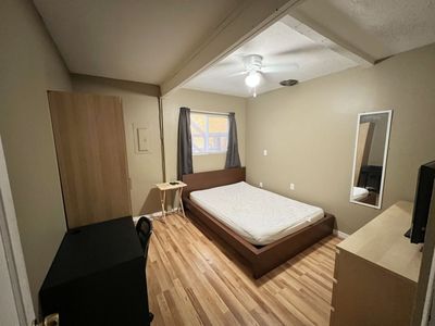 Furnished Room All Utilities Included (month to month)