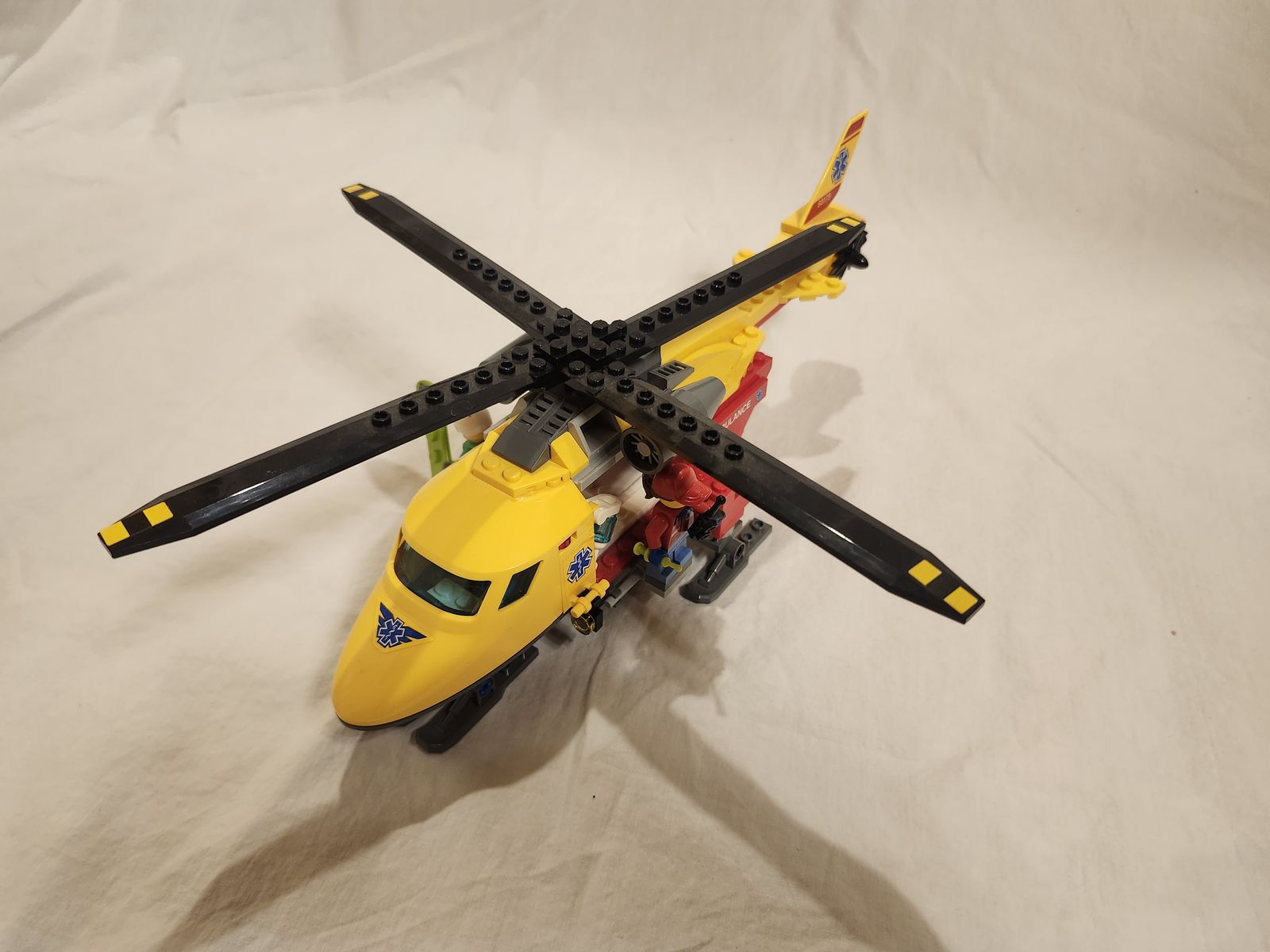 Main image 7