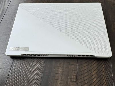 Asus 14" ROG gaming laptop RTX 2060, 16GB ram, 1TB SSD, Ryzen 9 4900HS