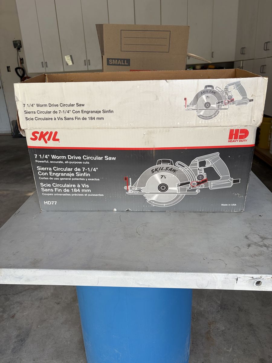 New Skilsaw HD77 7 1/4" Worm Drive Circular Saw - Powerful, Accurate Cuts