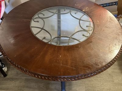 Ashley signature table