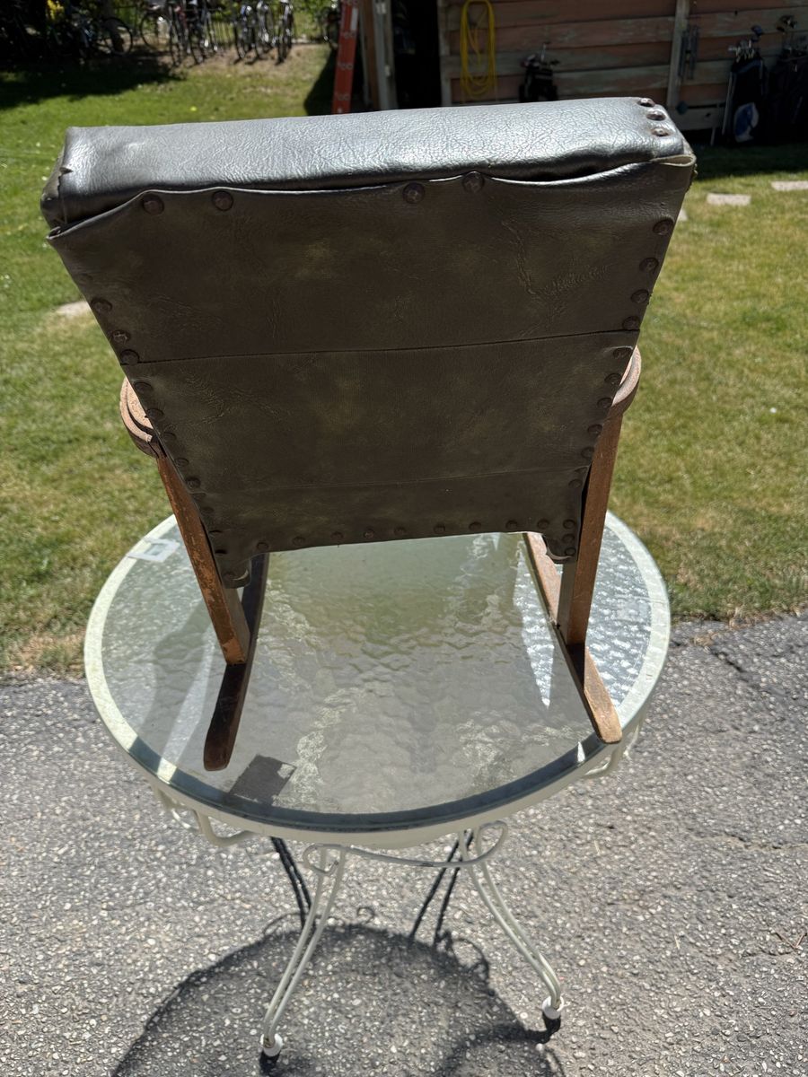 Main image 3