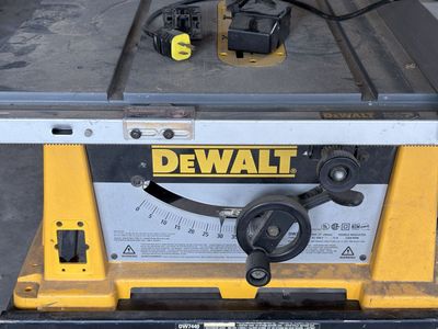 DeWalt Tablesaw