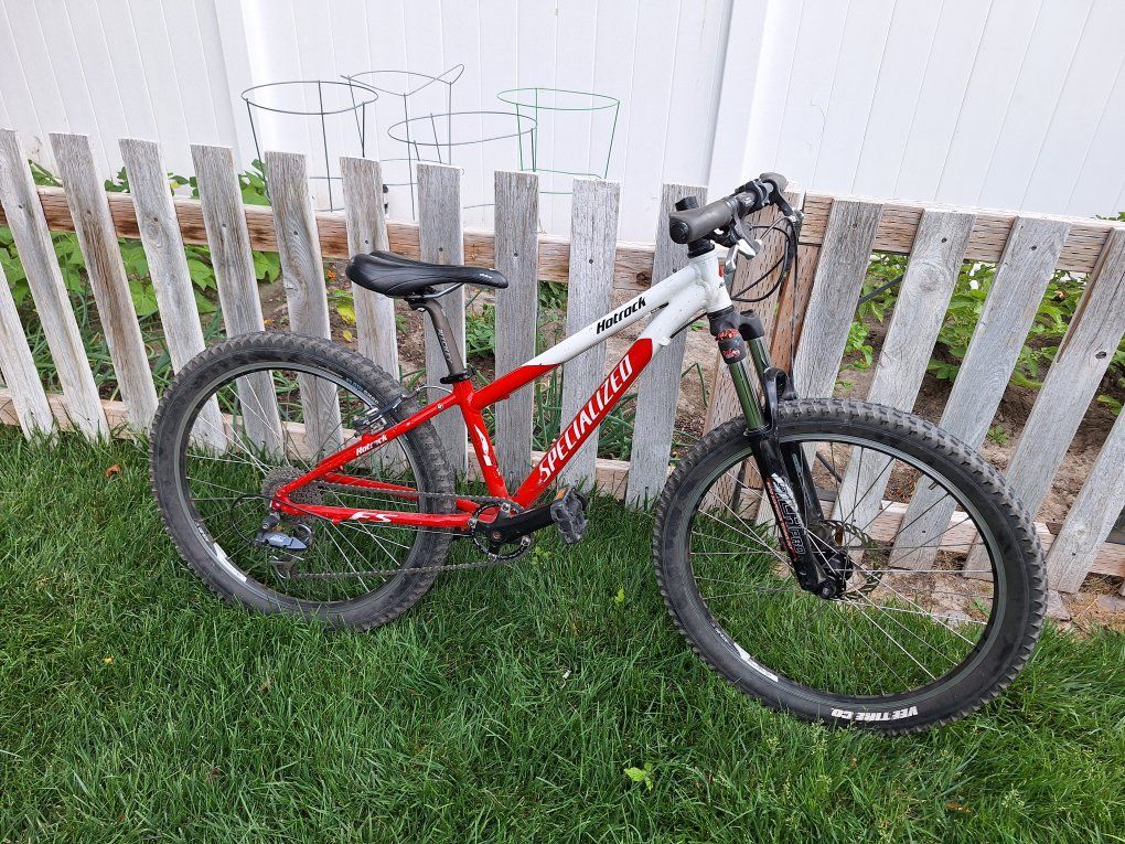 Specialized Hotrock FS Mountain Bike - Red/White -24in- Hardtail - Used Youth Bike