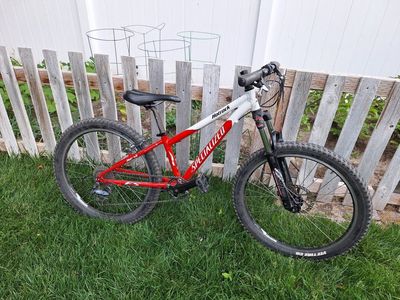 Specialized Hotrock FS Mountain Bike - Red/White -24in- Hardtail - Used Youth Bike