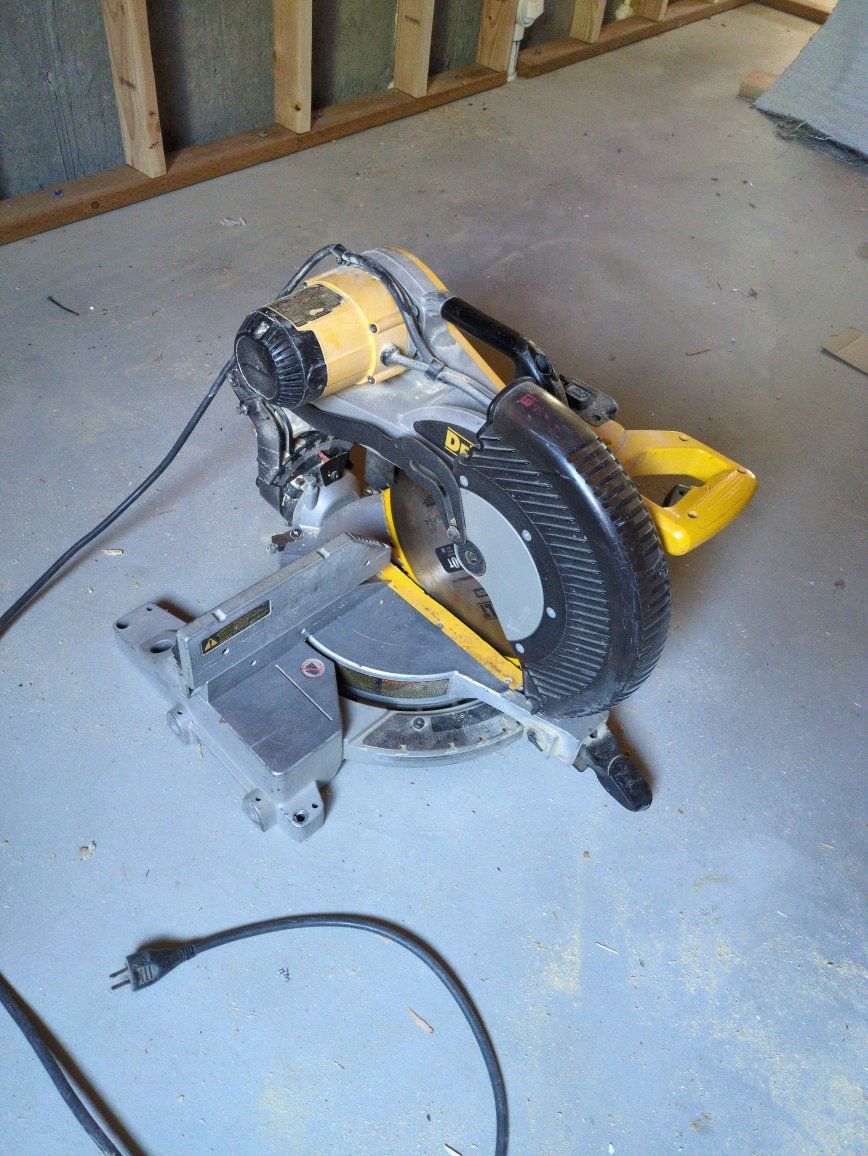 Main image 4