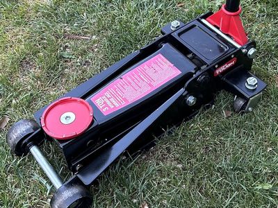 Hyper Tough 3 Ton Floor Jack