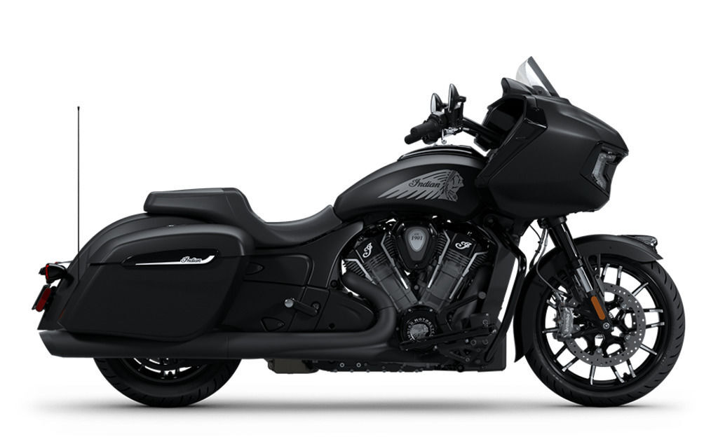 2025 Indian Motorcycle® Challenger® Dark Horse® w/PowerBand Audio Black Smoke