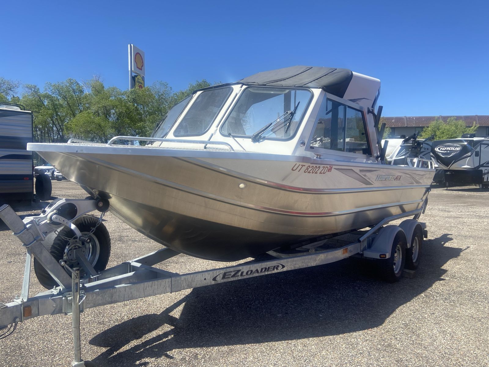 2022 Luxor 210 LTD Thunder Jet