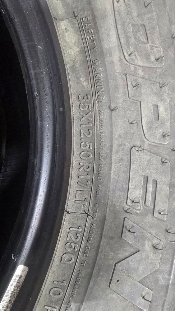35x12.5R17 Toyo MT