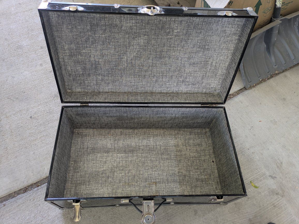 Main image 2