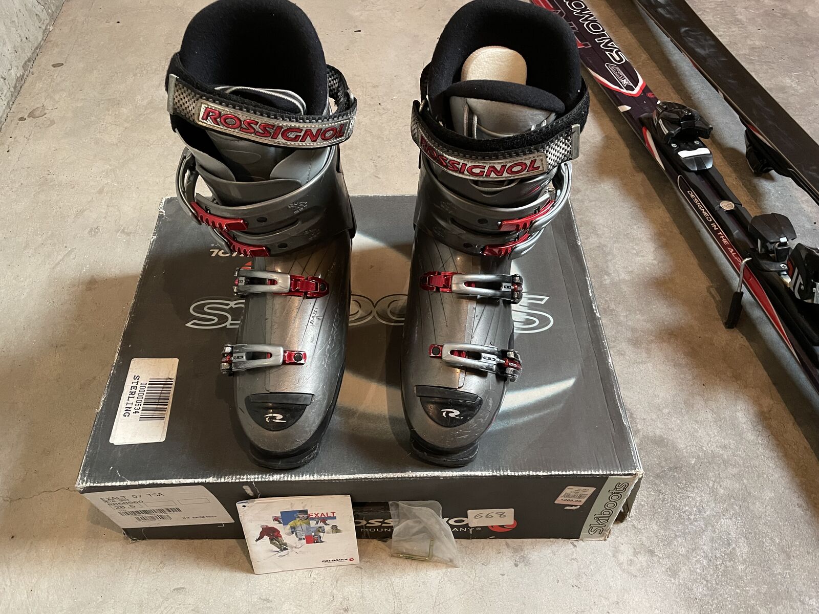 Rossignol Exalt Ski Boots Size 28.5 In Gently Worn Condition
