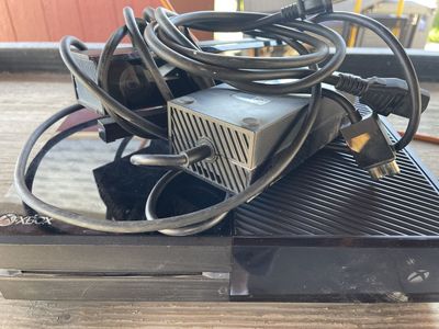 Xbox One With kinect