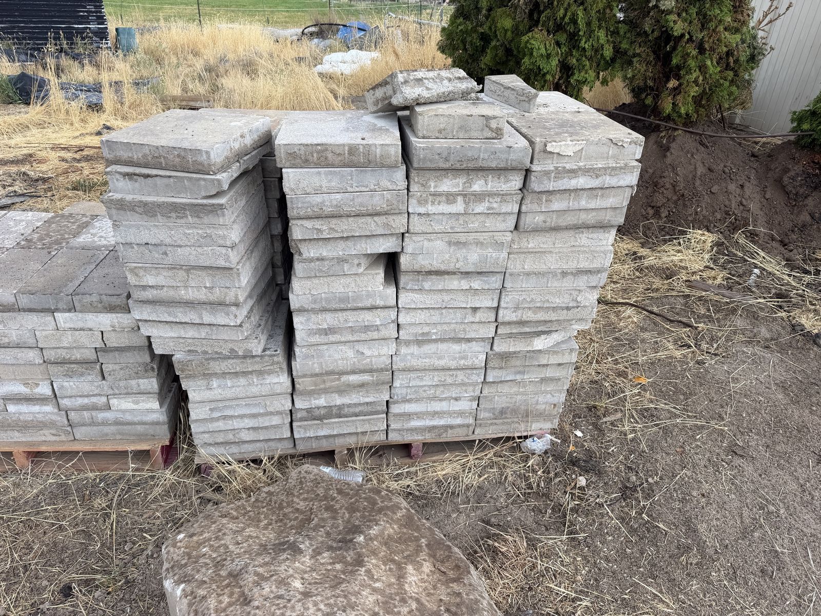Belgard Catalina Aspen Grana Pavers