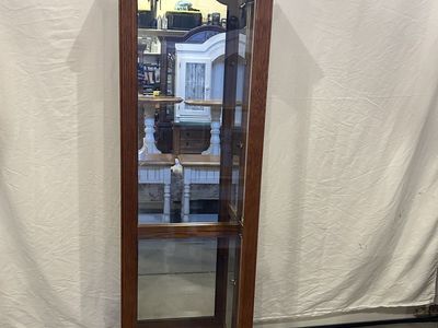 Vintage Oak Curio Cabinet with Carved Shell Detail & Mirrored Back