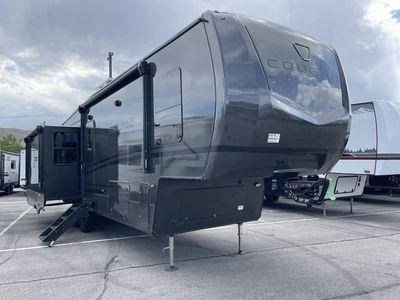New 2027 Keystone Cougar Midnight Edition 316RLS