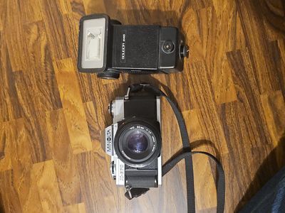 Vintage Minolta C-370 50mm 1:17 w/ Flasher