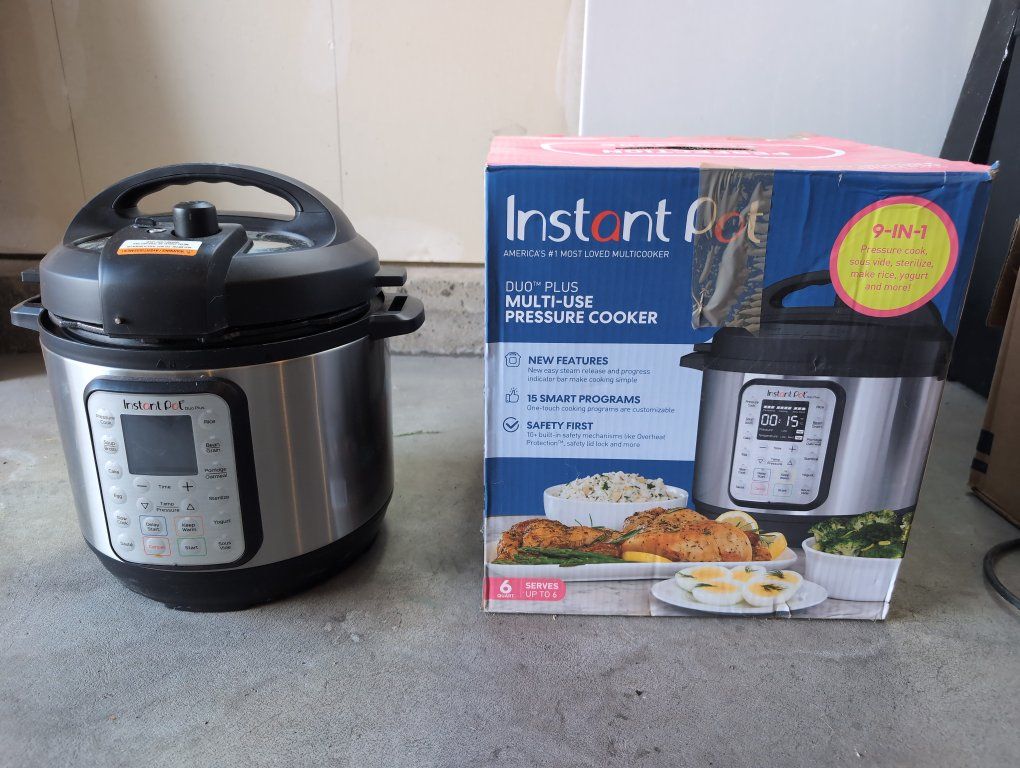 Instant Pot Duo Plus 9-in-1 Multi-Use Pressure Cooker, 6-Quart, 15 Smart Programs