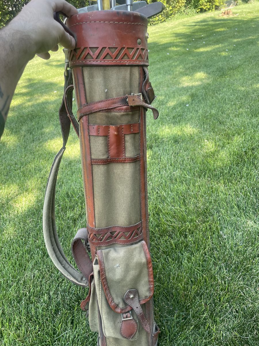 Vintage golf bag (1904)