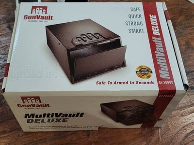 GunVault MultiVault DELUXE GV2000D Quick Access Pistol Safe - New in Box