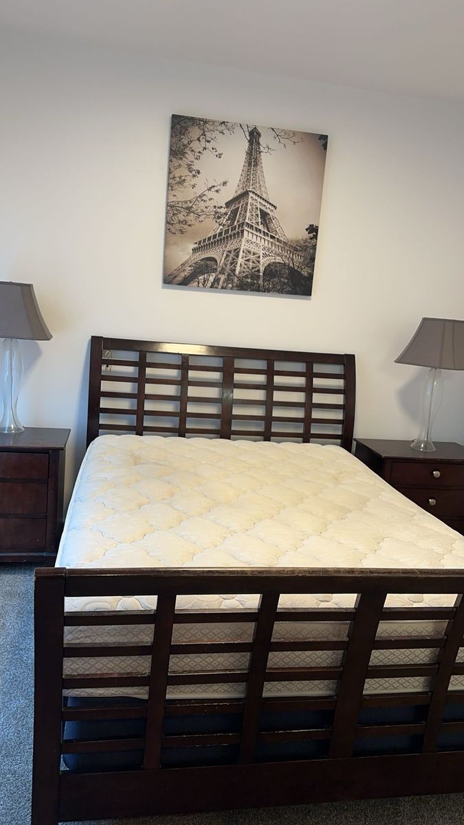 Queen bed