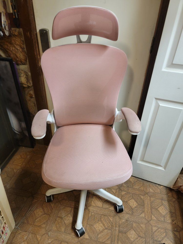 Ergonomic Pink Mesh Office Chair with Headrest and Flip-Up Armrests