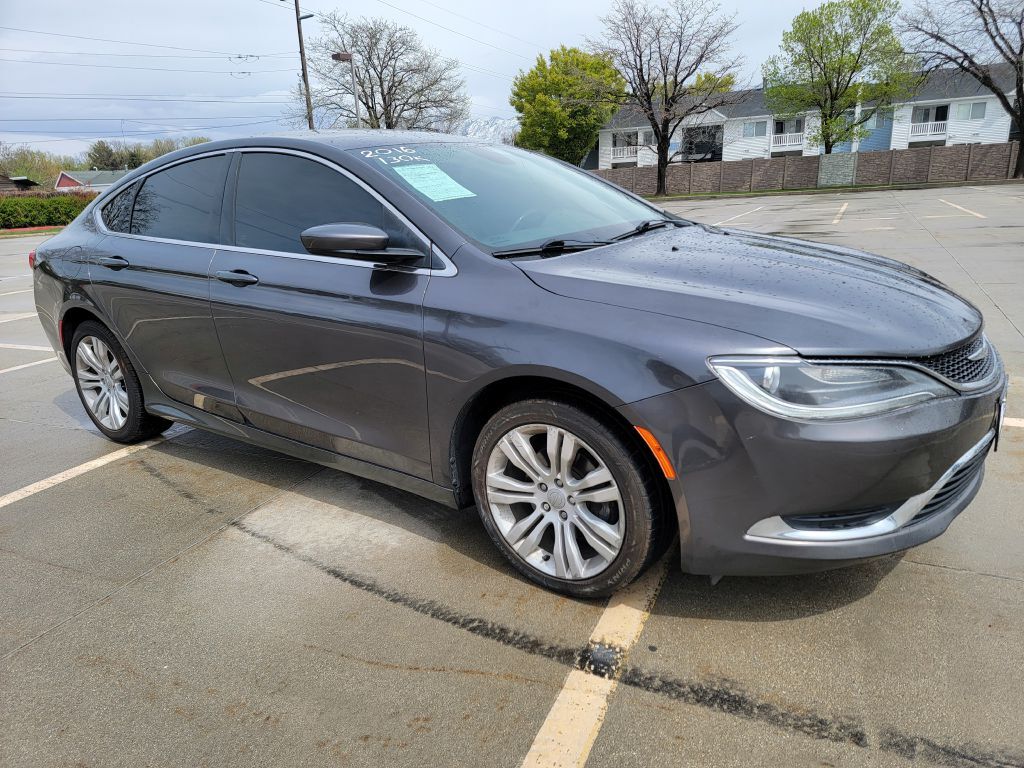 2016 CHRYSLER 200 Limited