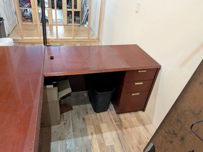 Executive L-Shaped Desk – Heavy Duty Office Desk
