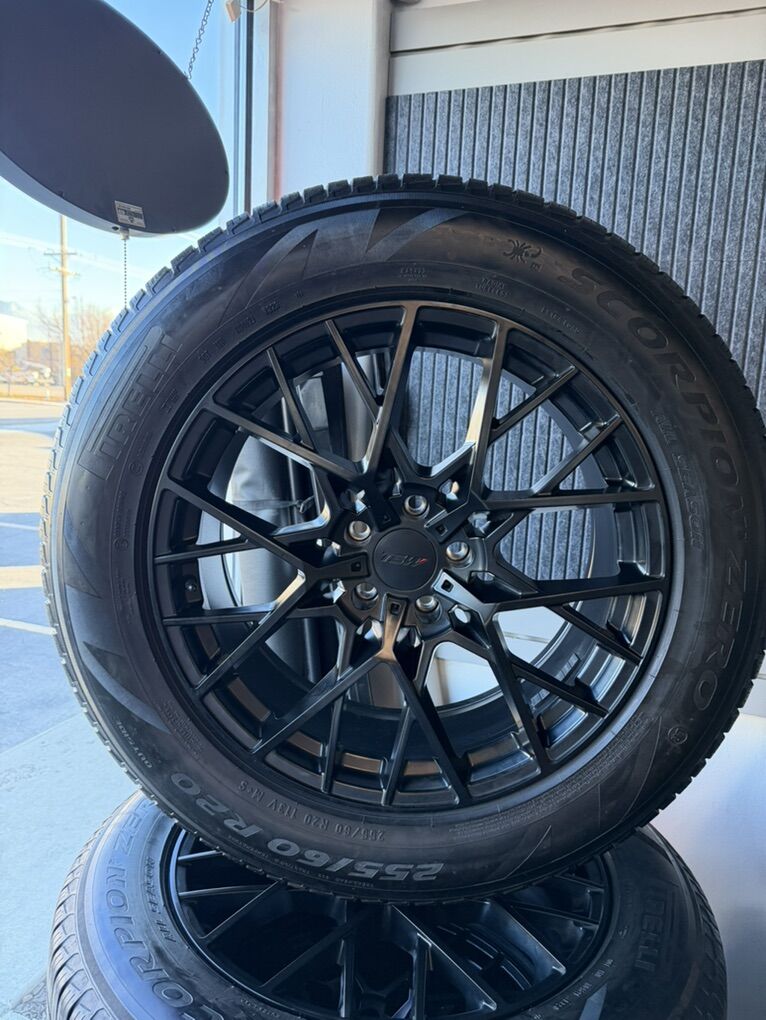 20TSW SEBRING WHEELS W PIRELLI TIRES