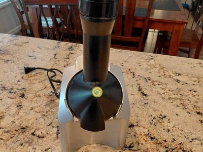 Yonanas Frozen Fruit Soft Serve Dessert Maker Silver Black Electric