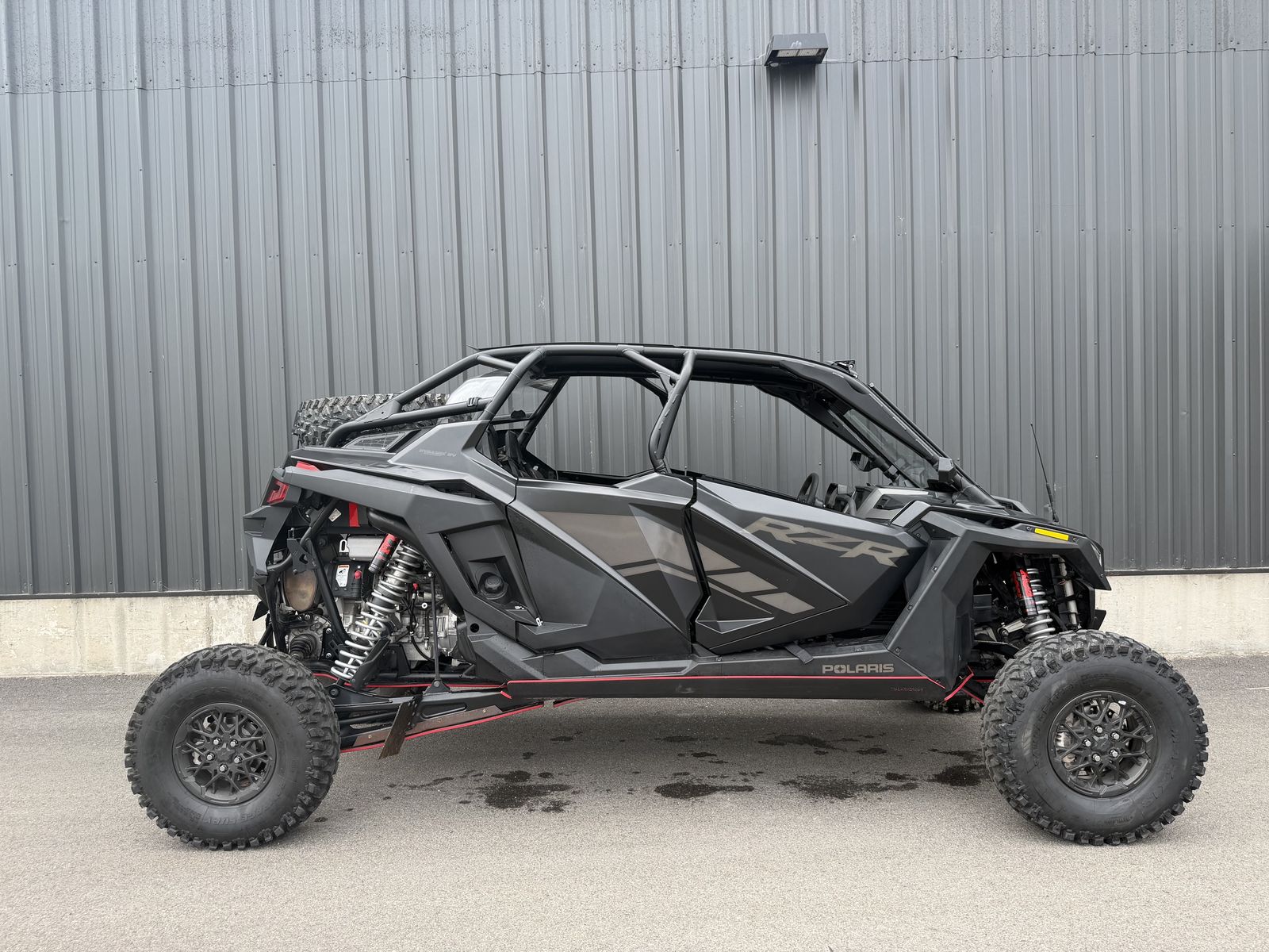 2023 POLARIS RZR Pro R 4 Ultimate Stealth Black -