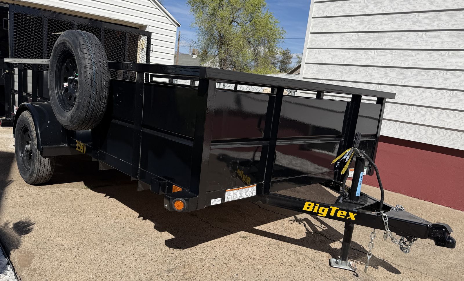 Junk Removal & Trailer Rental